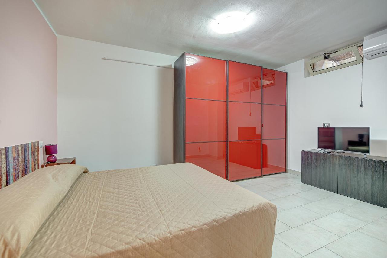 Appartamento Mileva House 치비타베키아 외부 사진