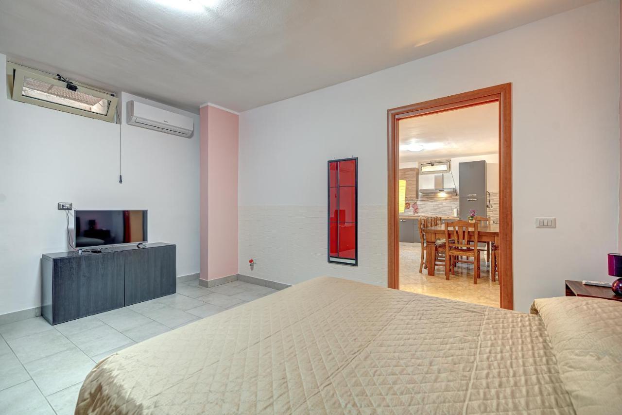 Appartamento Mileva House 치비타베키아 외부 사진