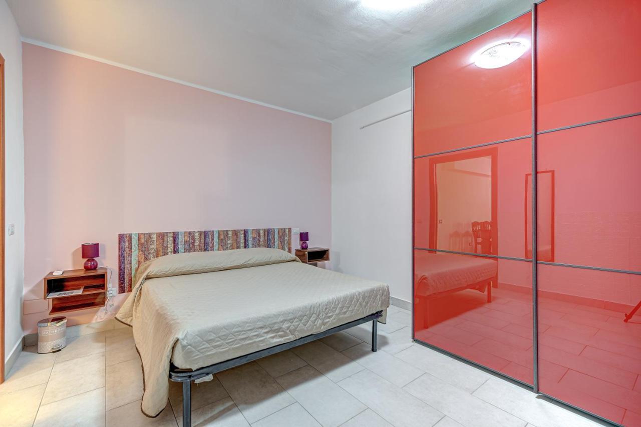 Appartamento Mileva House 치비타베키아 외부 사진