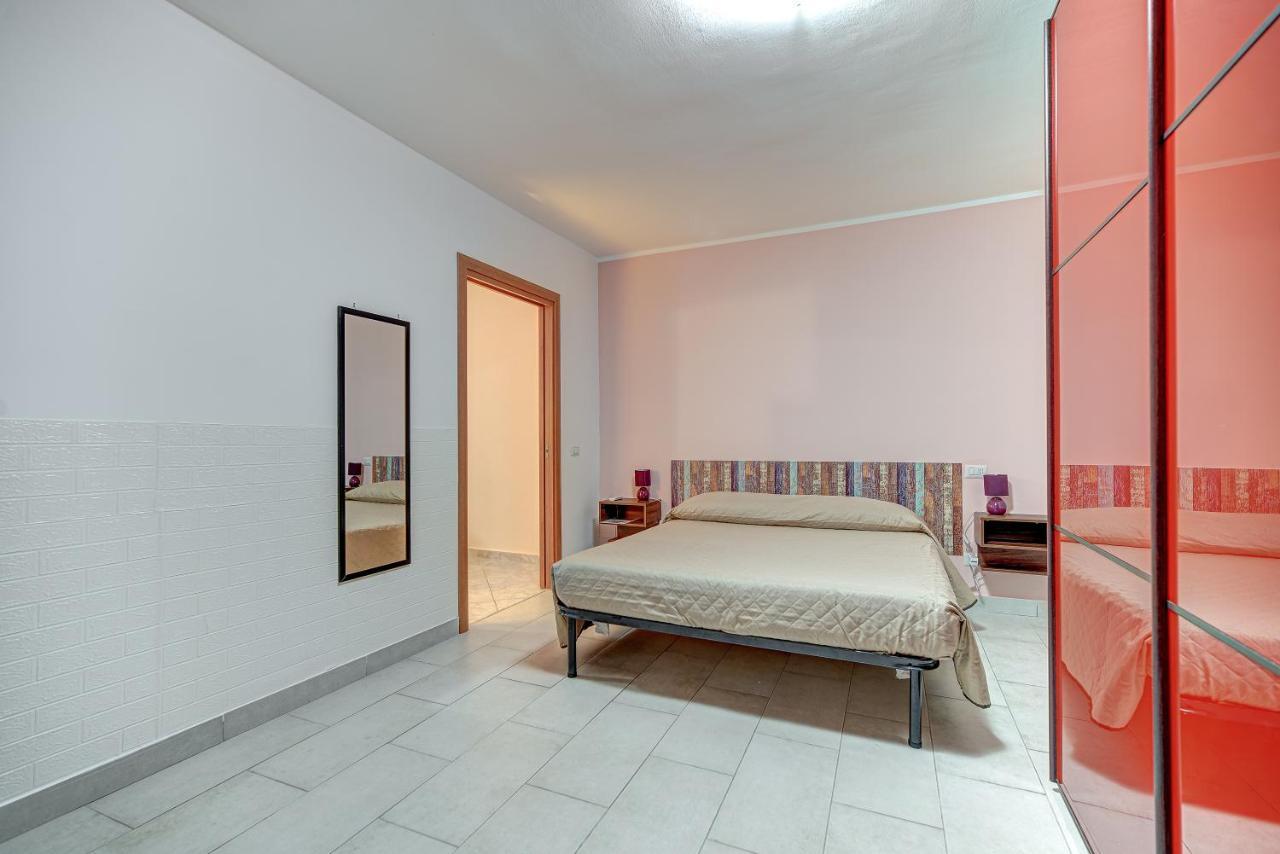 Appartamento Mileva House 치비타베키아 외부 사진