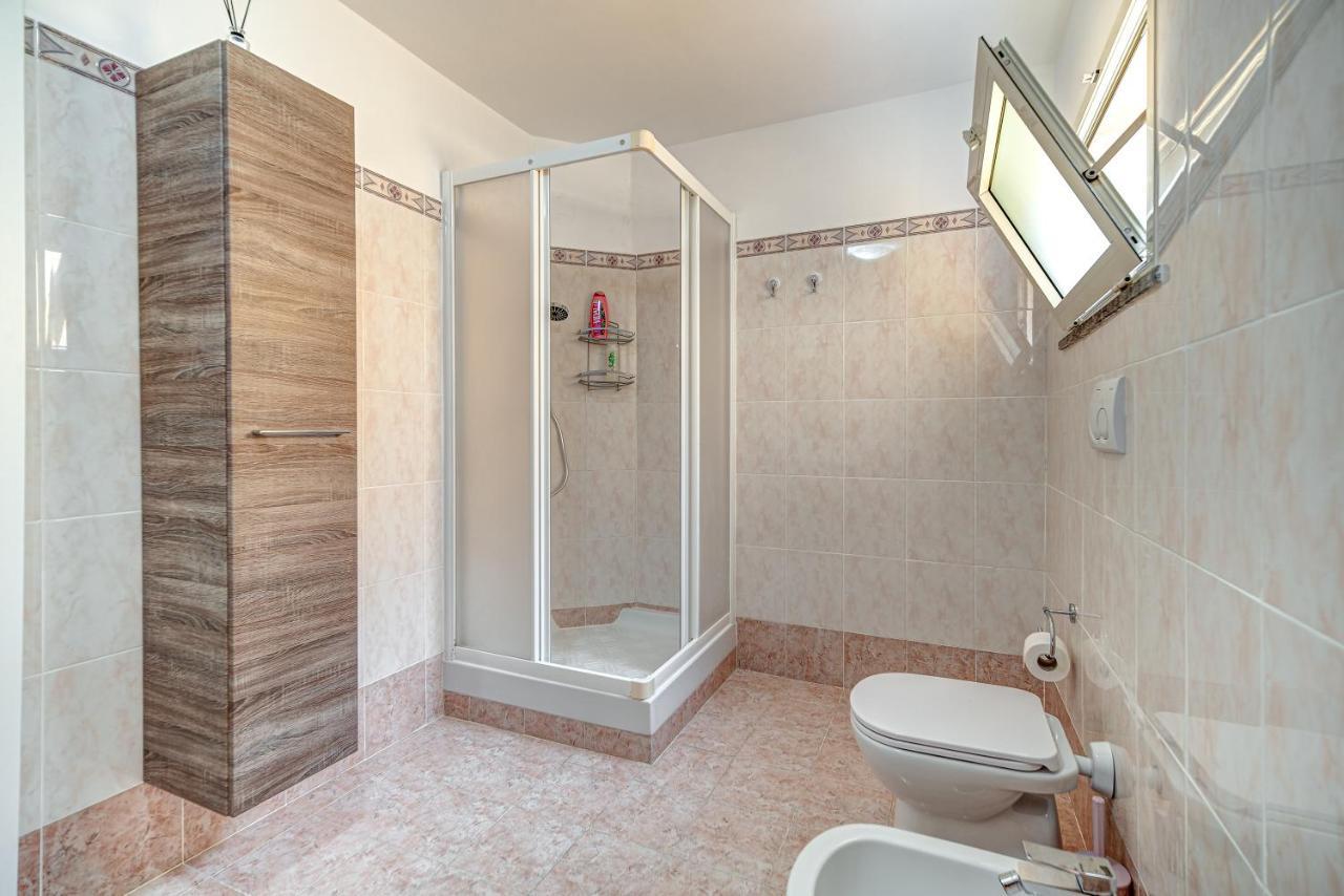 Appartamento Mileva House 치비타베키아 외부 사진